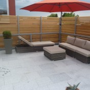 01+31 Hs. 17 Terrasse mit Möbel fertig (5)