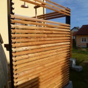 Dusche und Sichtschutz Sauna RAL7016 Lärche (12)